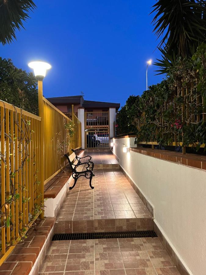 Trentuno Mondello Apartments Екстер'єр фото